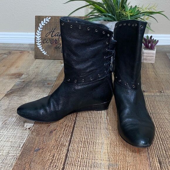Stuart Weitzman Black Leather Booties - Picture 12 of 12